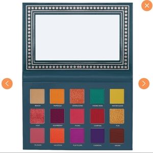 ACE BEAUTĒ NOSTALGIA PALETTE